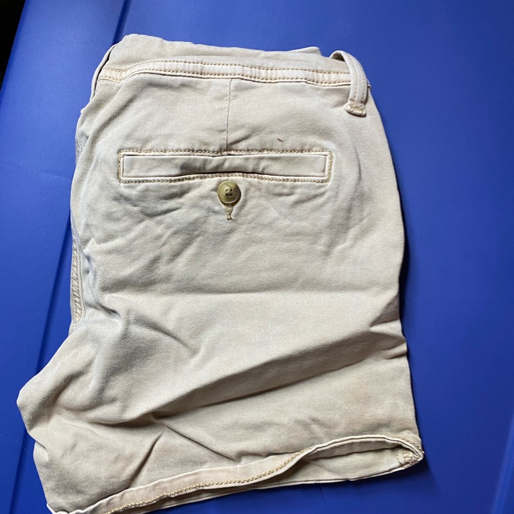 American eagle size 4 cargo shorts